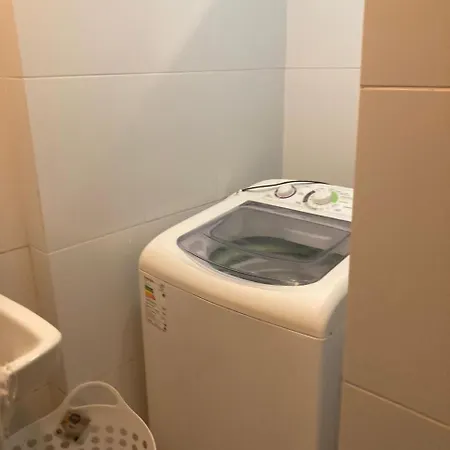 Leme Apartamento 1 quadra da Praia-3